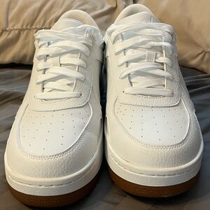 ALO Yoga White Leather Men's Sneakers